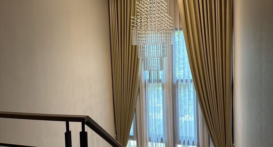 For sale 4 bedrooms house in Prawet, Bangkok