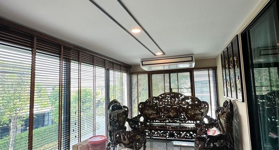 For sale 4 bedrooms house in Prawet, Bangkok