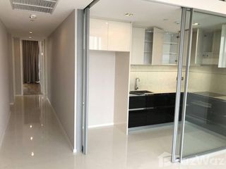 For sale 2 bedrooms condo in Sathon, Bangkok