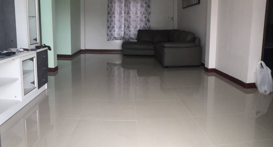 For sale 4 bedrooms house in Chum Phae, Khon Kaen