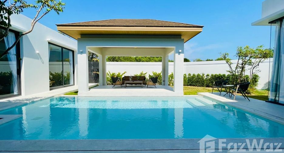 For rent 5 bedrooms villa in Mueang Phuket, Phuket
