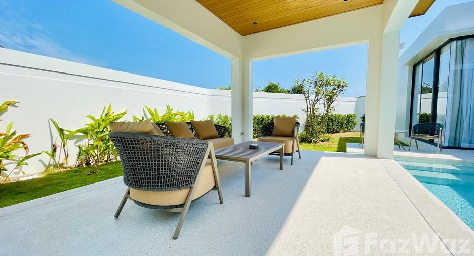 For rent 5 bedrooms villa in Mueang Phuket, Phuket