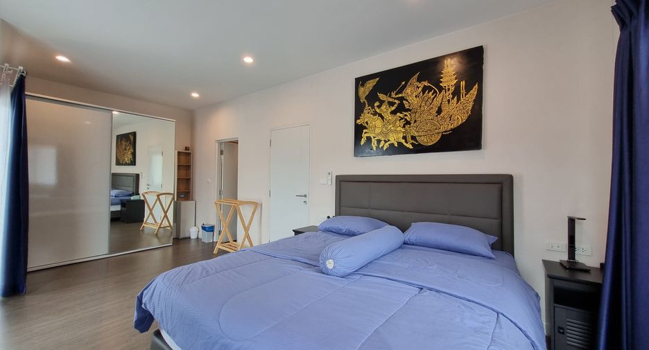 À louer 4 chambres villa à Mueang Phuket, Phuket