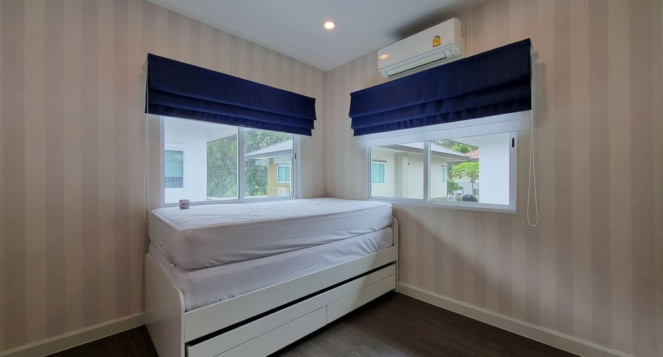 À louer 4 chambres villa à Mueang Phuket, Phuket
