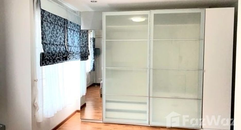 Reihenhaus zur Miete mit 3 Zimmer in Mueang Nonthaburi, Nonthaburi