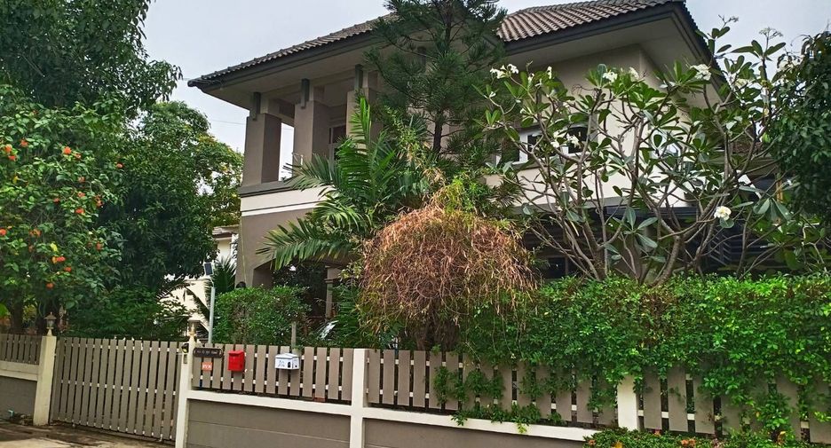 For sale 4 bedrooms house in Mueang Samut Sakhon, Samut Sakhon