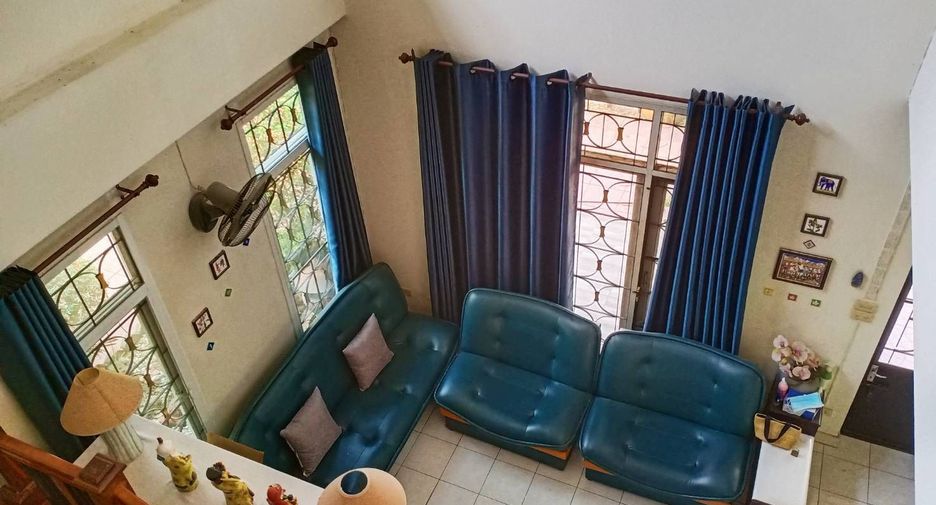 For sale 4 bedrooms house in Mueang Samut Sakhon, Samut Sakhon