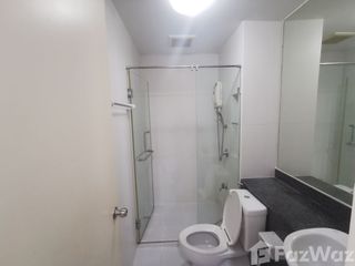 For sale 1 bed condo in Thon Buri, Bangkok