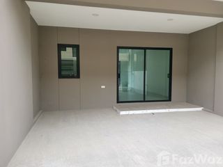 For sale 3 bedrooms townhouse in Mueang Kanchanaburi, Kanchanaburi