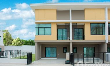 For sale 3 bedrooms townhouse in Mueang Kanchanaburi, Kanchanaburi