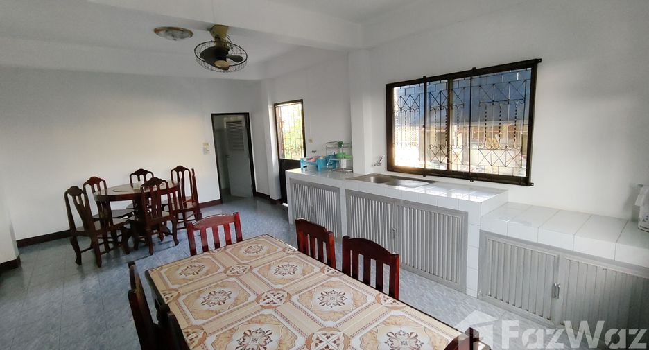 Casa adosada en venta de 10 habitaciones en Mueang Chiang Rai, Chiang Rai