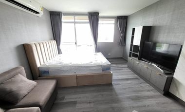 À vendre studio condo à Phra Khanong, Bangkok