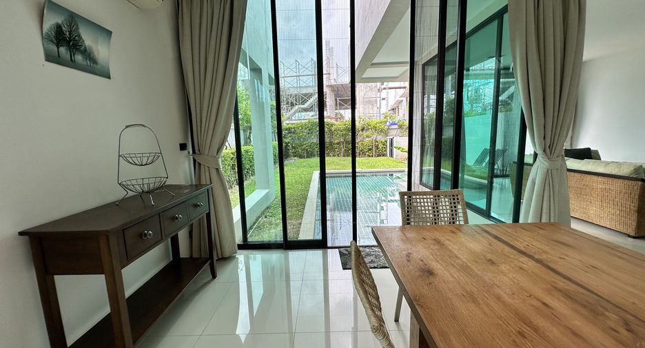 For rent 3 bedrooms villa in Mueang Phuket, Phuket
