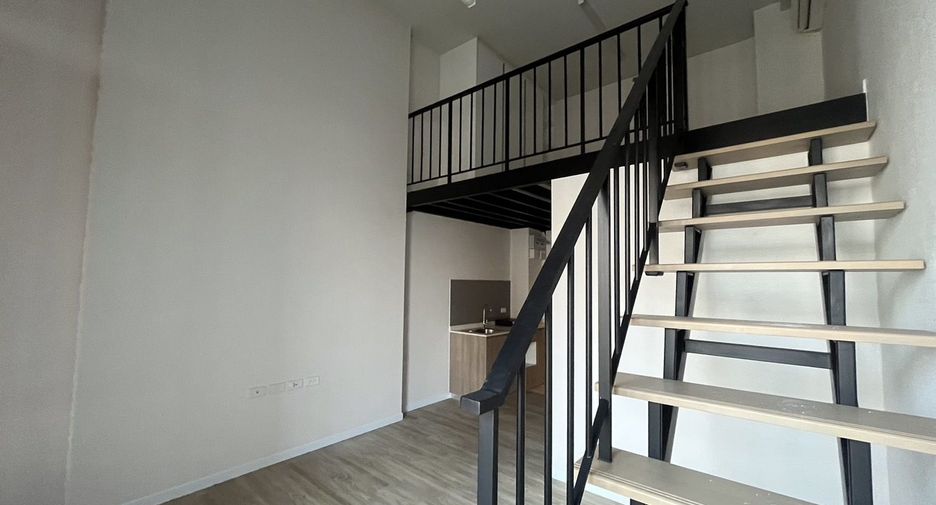 For sale 1 bed condo in Khan Na Yao, Bangkok
