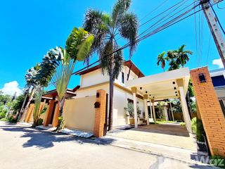 À louer 3 chambres villa à Mueang Phuket, Phuket