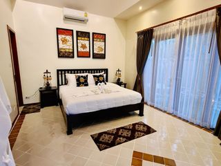 For rent 3 bedrooms villa in Mueang Phuket, Phuket