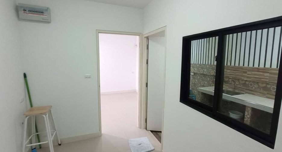Reihenhaus zum Kauf mit 3 Zimmer in Sam Phran, Nakhon Pathom