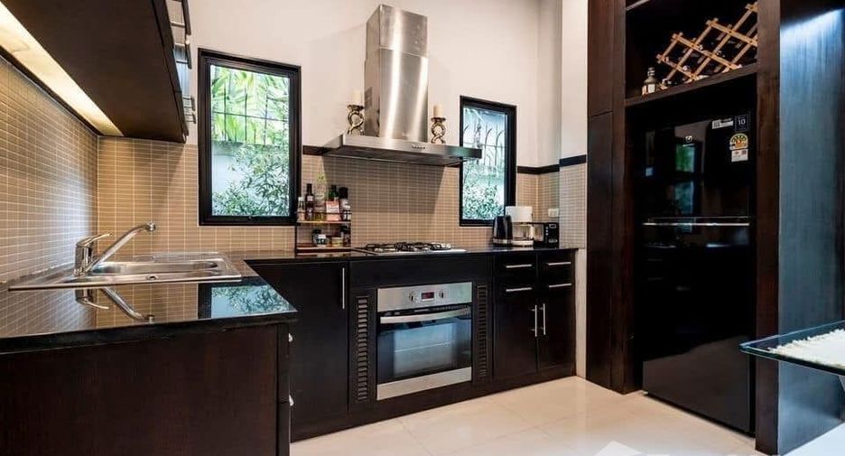 For rent 3 bedrooms villa in Thalang, Phuket