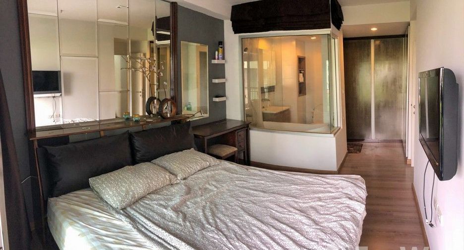For sale 2 bedrooms condo in Khlong Toei, Bangkok