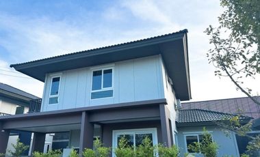 Haus zur Miete mit 4 Zimmer in Mueang Phuket, Phuket