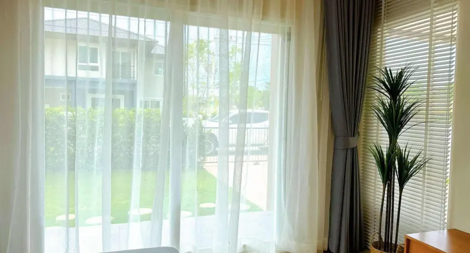 For rent 4 bedrooms house in Mueang Phuket, Phuket