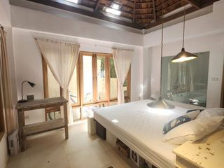 For rent 4 bedrooms villa in Mueang Phuket, Phuket