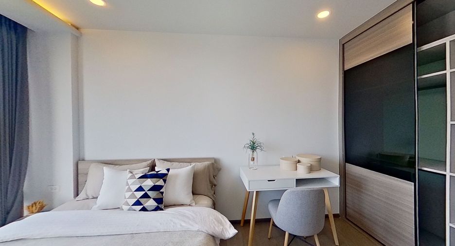 For sale 1 bed condo in Phra Khanong, Bangkok