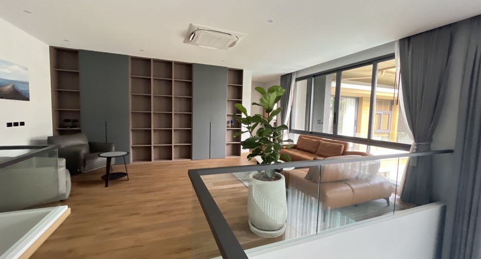 For rent 6 bedrooms villa in Mueang Phuket, Phuket