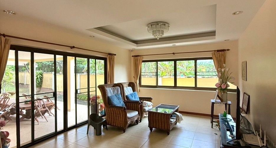 Haus zur Miete mit 4 Zimmer in Thalang, Phuket