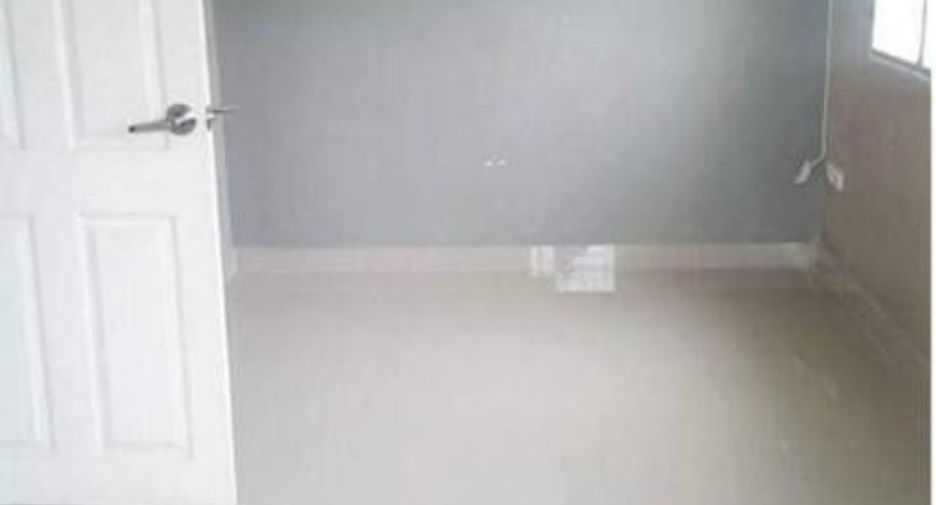 For sale 3 bedrooms house in Mueang Pathum Thani, Pathum Thani
