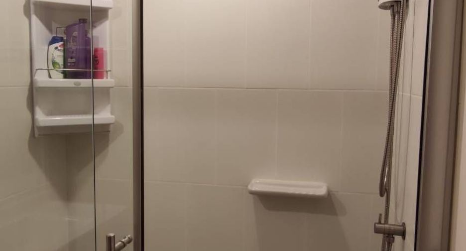 For sale 1 bed condo in Thon Buri, Bangkok