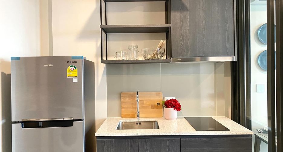 Condo en alquiler de 1 habitaciones en Huai Khwang, Bangkok