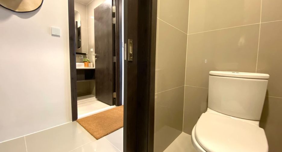 Condo en alquiler de 1 habitaciones en Huai Khwang, Bangkok