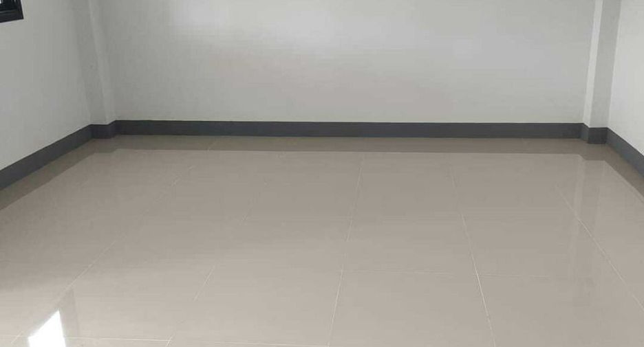 À vendre 3 chambres maison à Mueang Sakon Nakhon, Sakon Nakhon