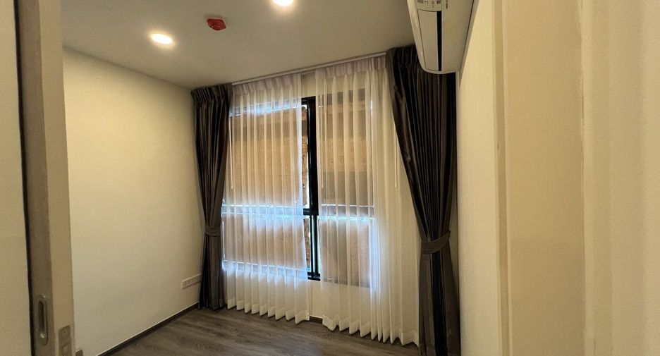 For sale 2 bedrooms condo in Phra Khanong, Bangkok