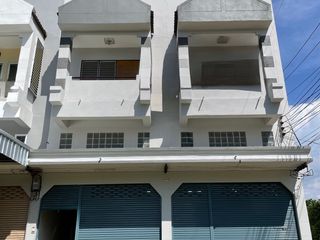 For sale 3 bedrooms townhouse in Mueang Nakhon Ratchasima, Nakhon Ratchasima