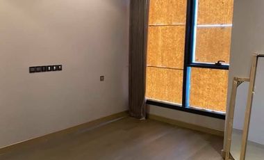 For sale 2 ベッドルーム condo in Watthana, Bangkok