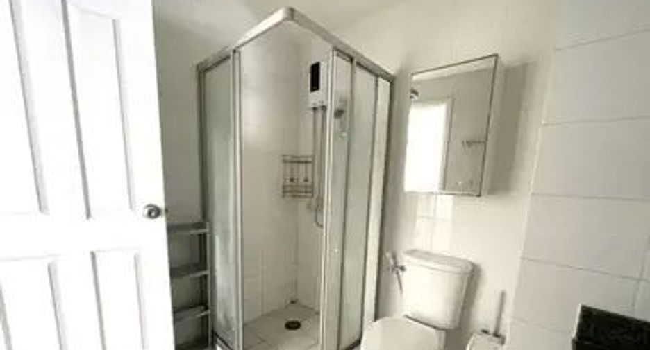 For sale 2 bedrooms condo in Phra Khanong, Bangkok