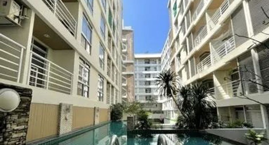 For sale 2 bedrooms condo in Phra Khanong, Bangkok