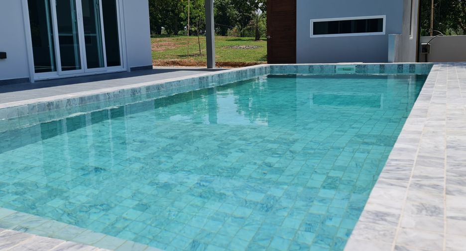 For sale 3 bedrooms villa in Mueang Chiang Rai, Chiang Rai