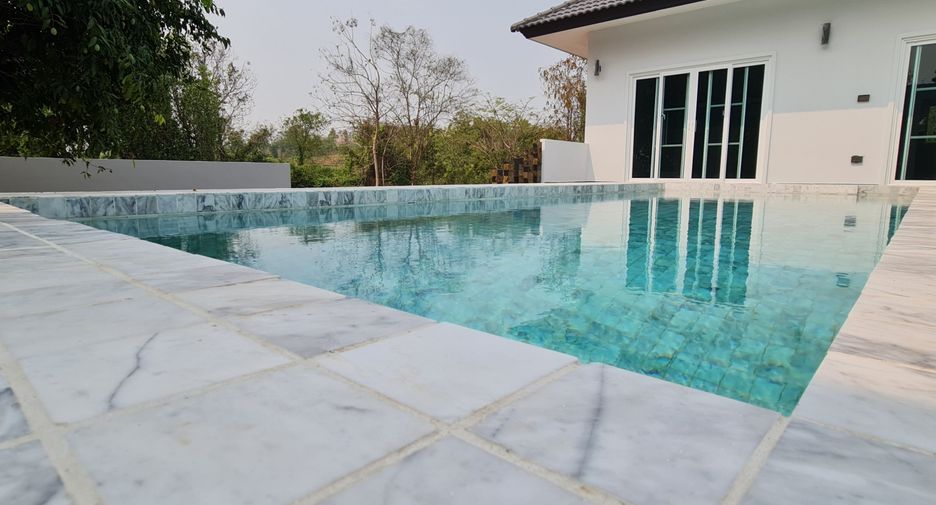 For sale 3 bedrooms villa in Mueang Chiang Rai, Chiang Rai