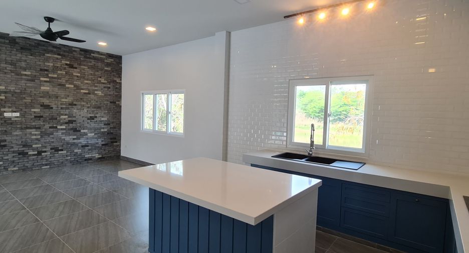For sale 3 bedrooms villa in Mueang Chiang Rai, Chiang Rai