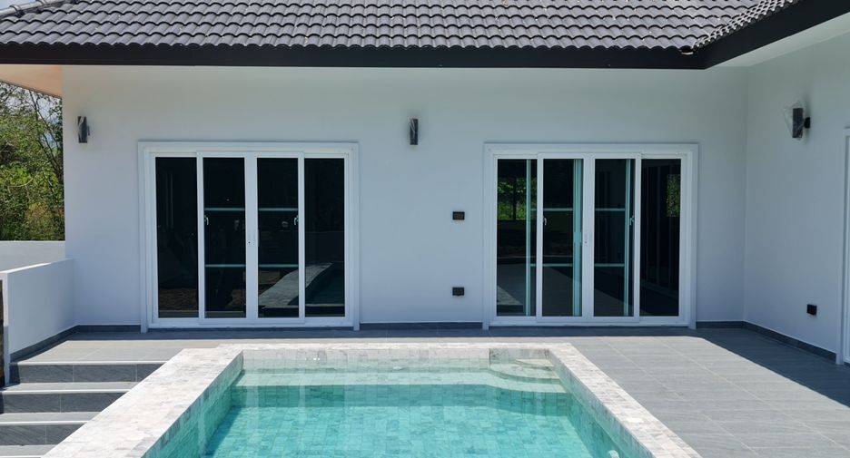 For sale 3 bedrooms villa in Mueang Chiang Rai, Chiang Rai