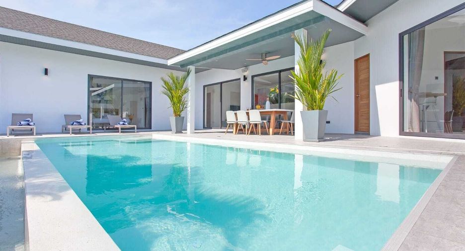 À louer 4 chambres villa à Mueang Phuket, Phuket