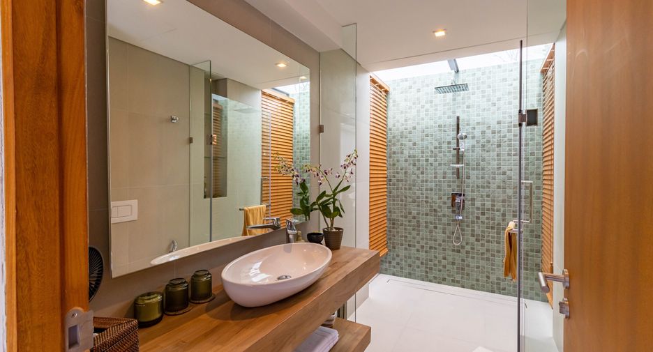 For rent 3 bedrooms villa in Thalang, Phuket