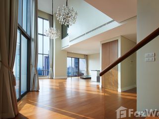 Condo en venta de 3 habitaciones en Khlong Toei, Bangkok