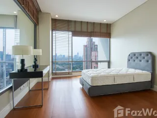 Condo en venta de 3 habitaciones en Khlong Toei, Bangkok