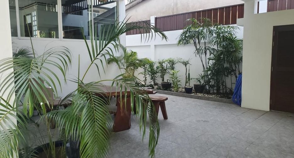 For sale 4 bedrooms villa in Thalang, Phuket