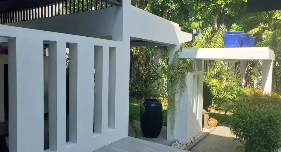 For sale 4 bedrooms villa in Thalang, Phuket