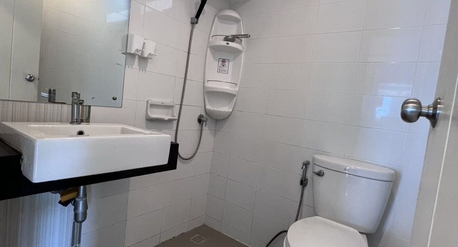 Haus zum Kauf mit 3 Zimmer in Mueang Khon Kaen, Khon Kaen